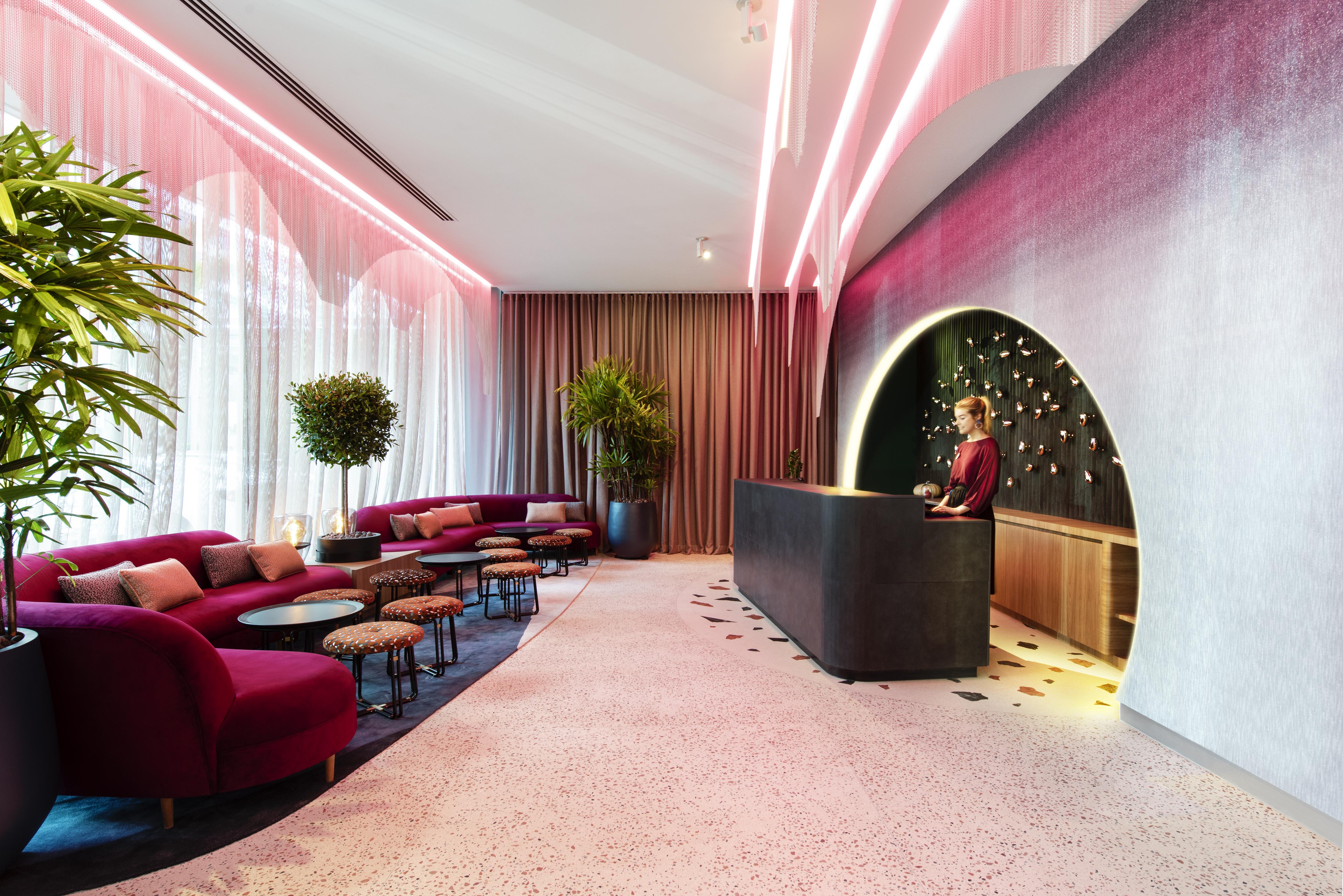 Ovolo The Valley Brisbane Exterior foto The lobby of the Standard London